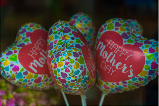 Mother’s Day Special Offer – 20% off and free giftwrapping!